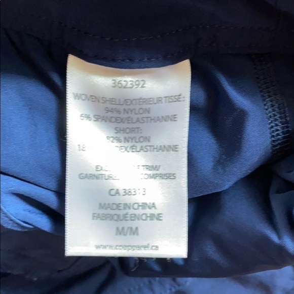 Navy skirt - Picture 3 of 3